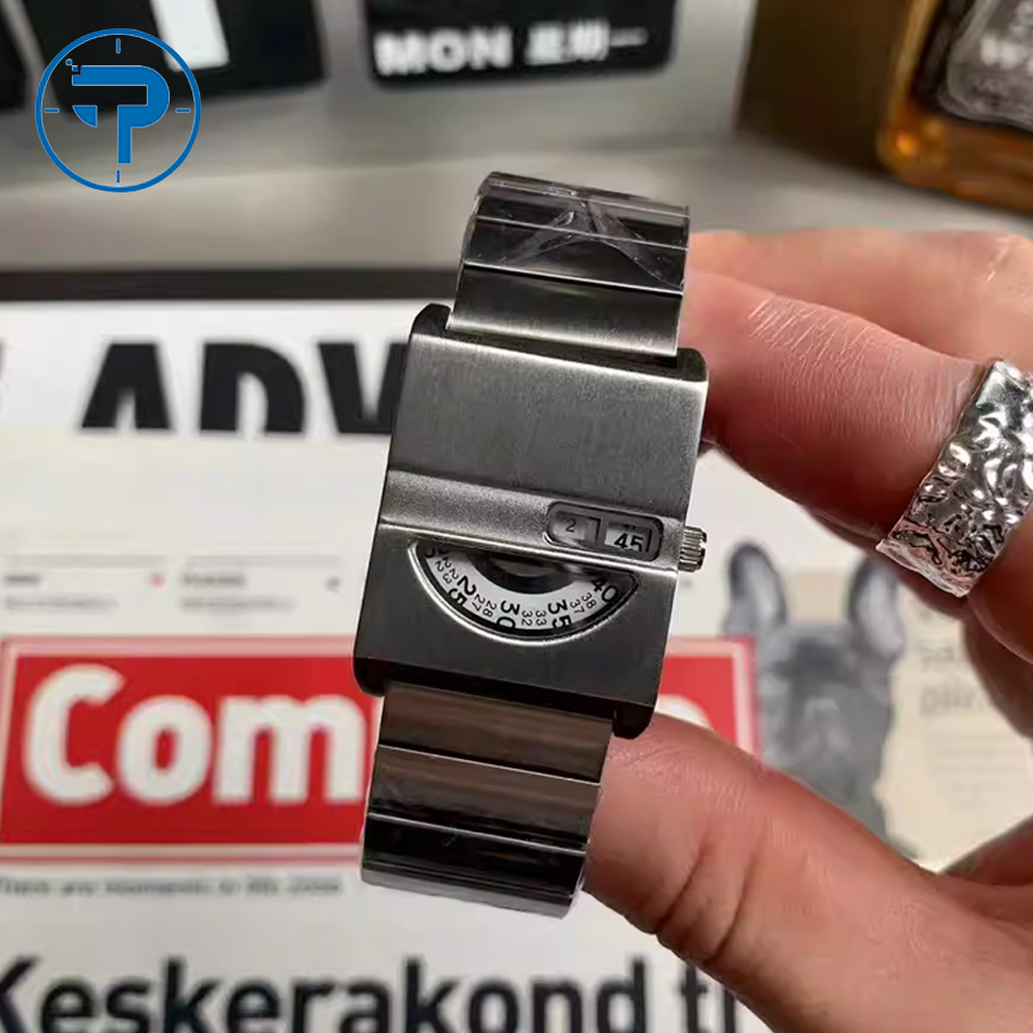 Men's Bracelet Watches Square  - Men'S Fashion Magazine 评论和价格