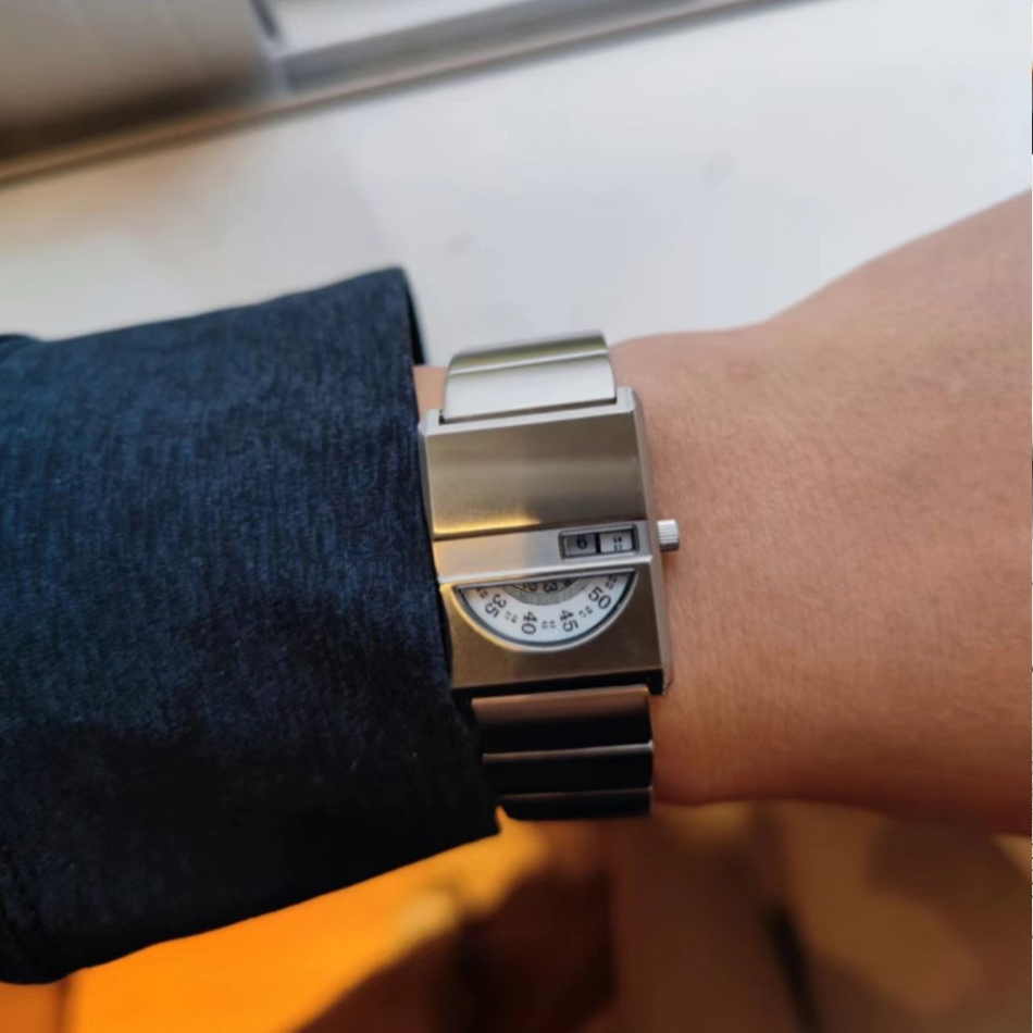 Men's Bracelet Watches Square  - Men'S Fashion Magazine 评论和价格